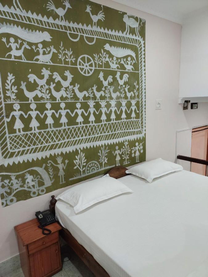 Radhika Resort Bhubaneswar Exteriör bild